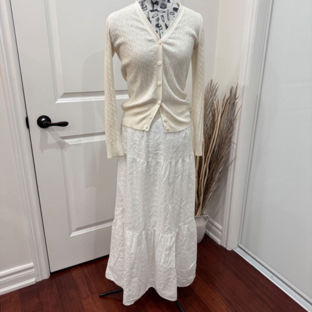 100% Cotton White Maxi Skirt with embroidery details and lining